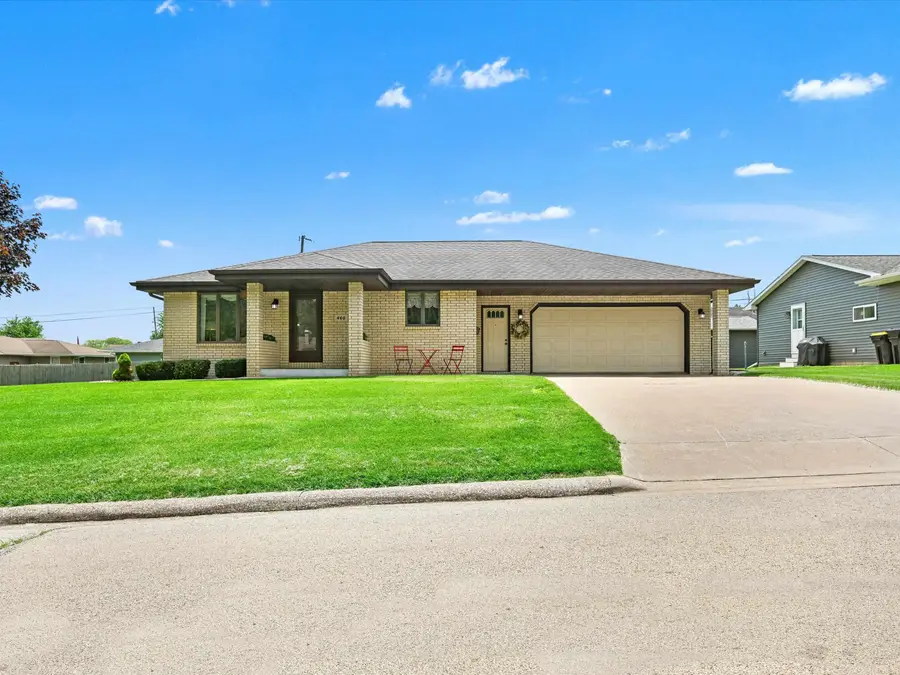 460 Apple Street, East Dubuque, IL 61025 - #3