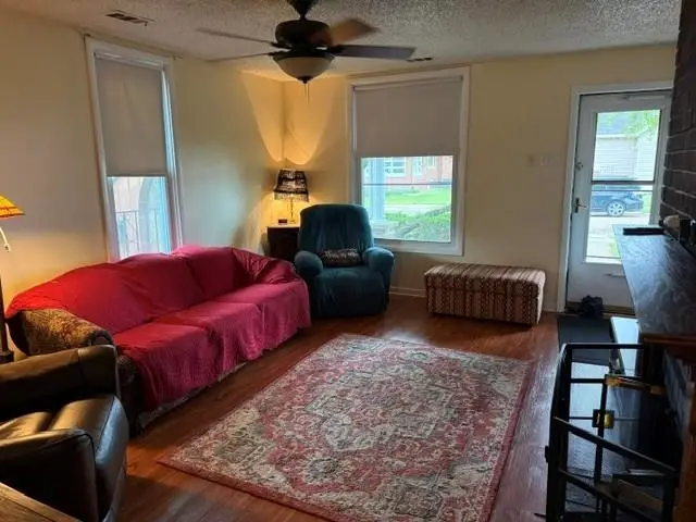 322 E 1st Street, Oglesby, IL 61348 - #3