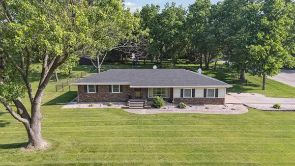 5609 Thompson Drive, ROSCOE, IL 61073