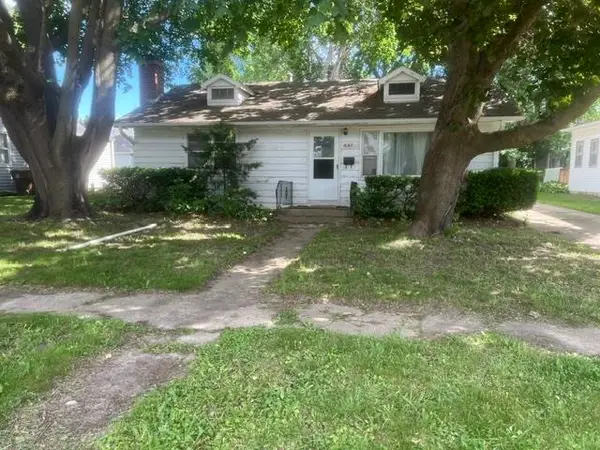 807 E Illinois Street, FREEPORT, IL 61032