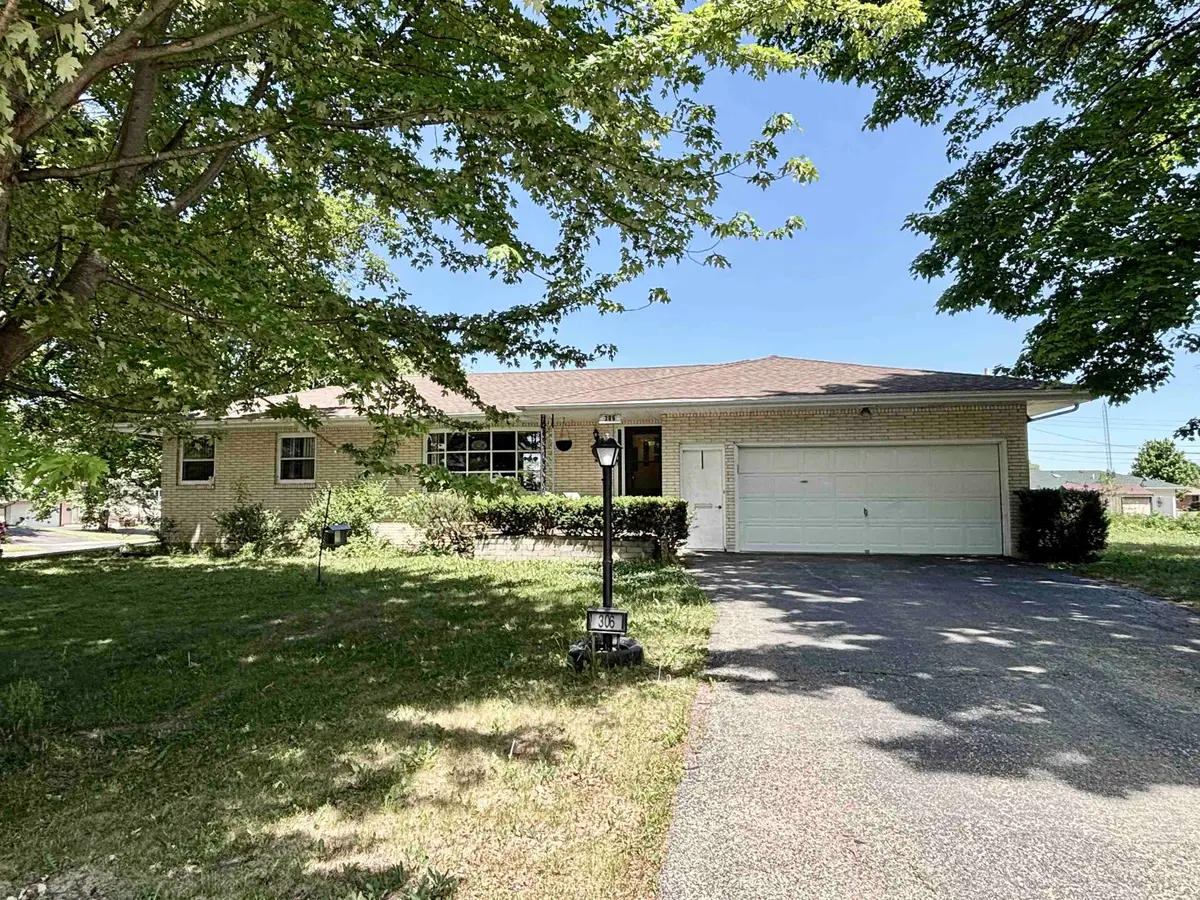 306 Beacon Drive, Belvidere, IL 61008 - #1
