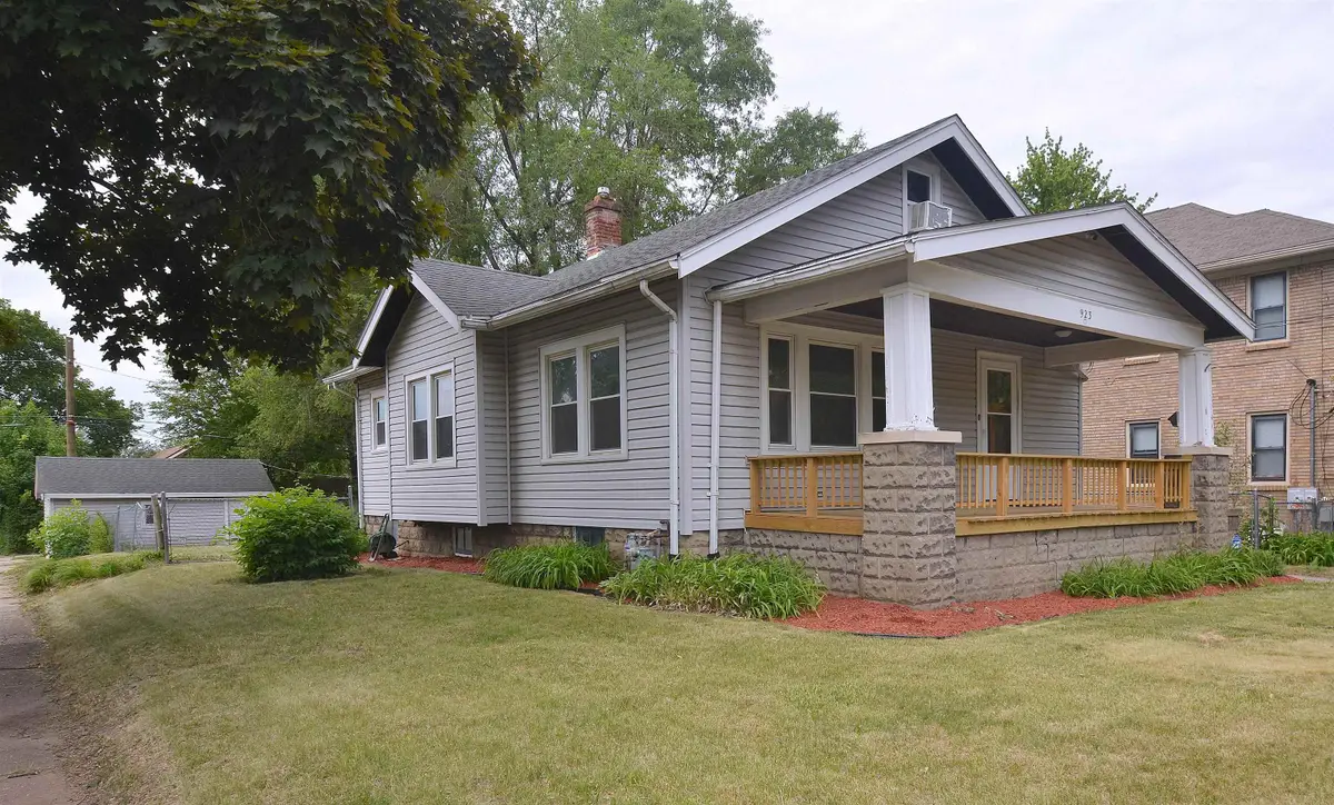 923 17th Street, Rockford, IL 61104 - #1