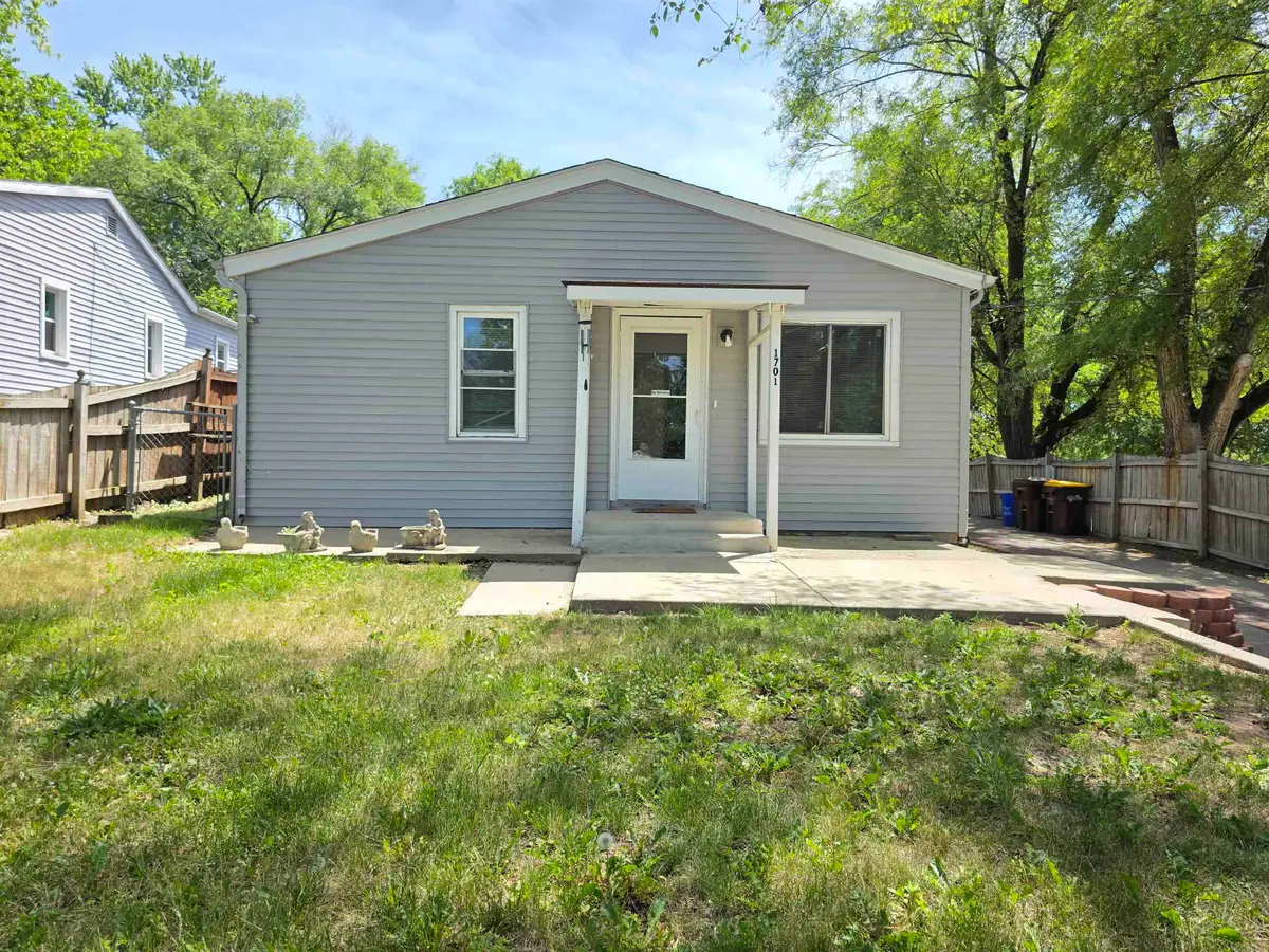 1701 Lyran Ave, Rockford, IL 61109 - #1