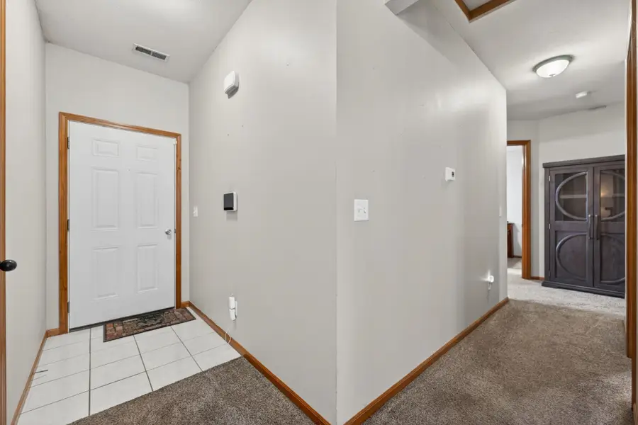 8331 CROOKED BEND, Machesney Park, IL 61115 - #2