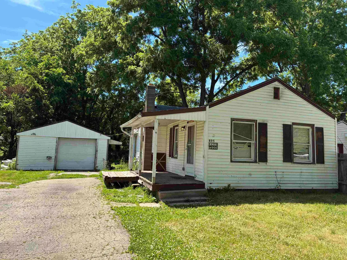 605 Garver Avenue, Rockford, IL 61102 - #1