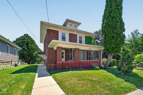 1049 W Lincoln, FREEPORT, IL 61032