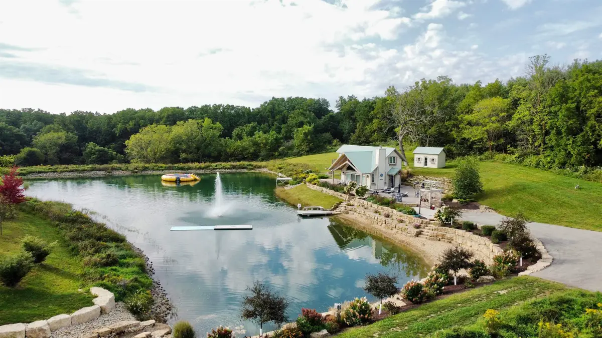 163 E Hoffman Road, Elizabeth, IL 61028 - #1