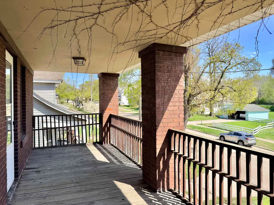 830 10TH Avenue, Rockford, IL 61104 - #2