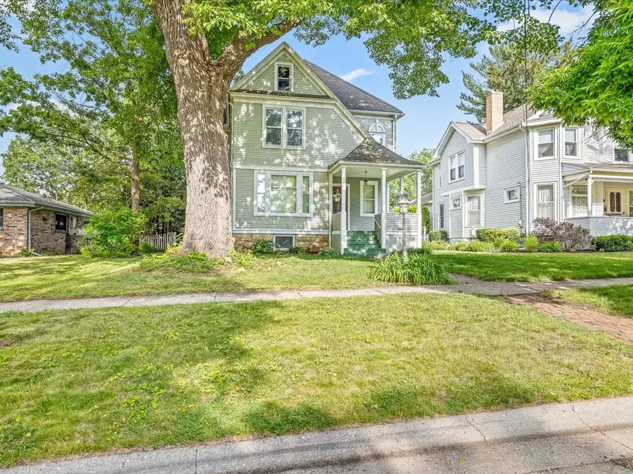 1810 Oxford Street, Rockford, IL 61103 - #2