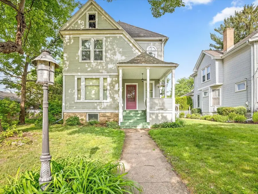 1810 Oxford Street, Rockford, IL 61103 - #3