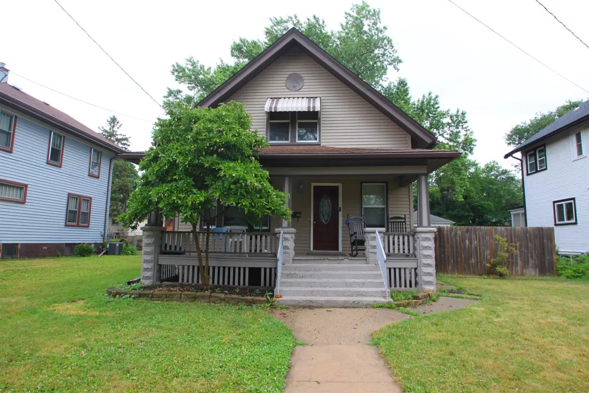 219 N Chicago Avenue, Rockford, IL 61107 - #1