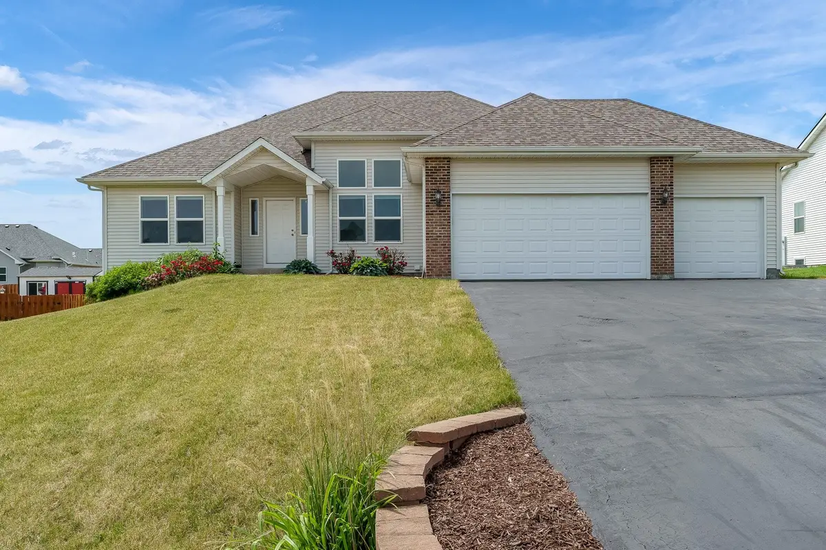 622 Ashleigh Lane, Roscoe, IL 61073 - #1