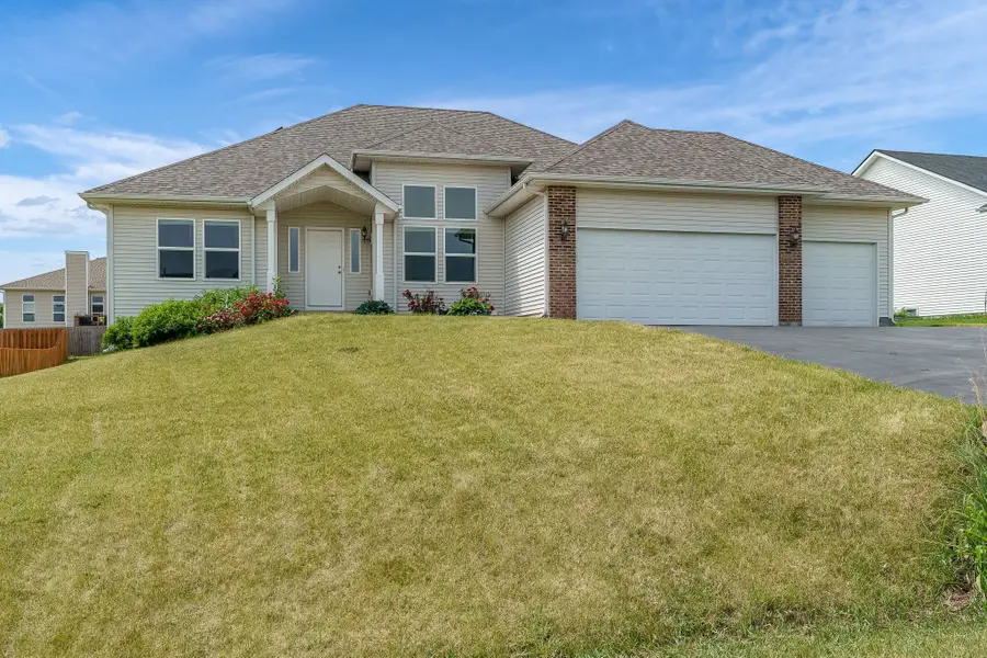 622 Ashleigh Lane, Roscoe, IL 61073 - #2