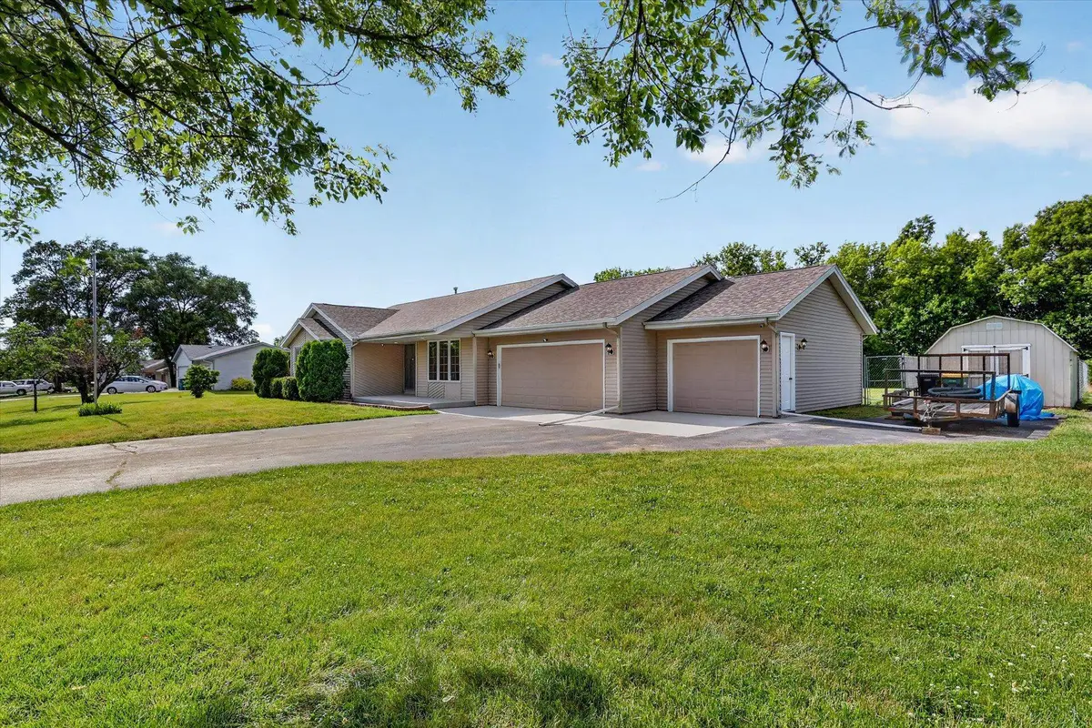 6612 Saddle Club Drive, Roscoe, IL 61073 - #1