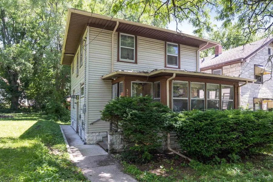319 N Independence Avenue, Rockford, IL 61101 - #2