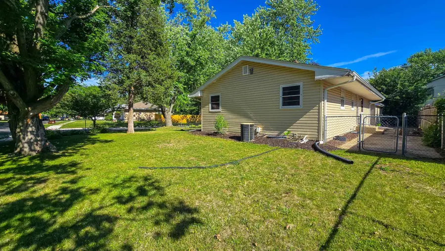 2203 Wilmette Drive, Rockford, IL 61108 - #3