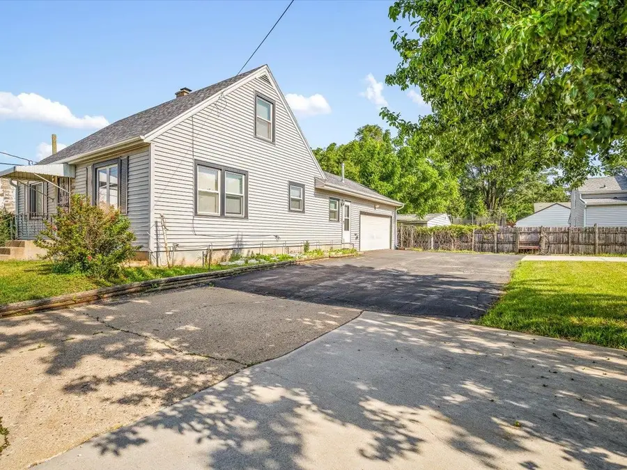 1610 Wills Avenue, Rockford, IL 61109 - #2