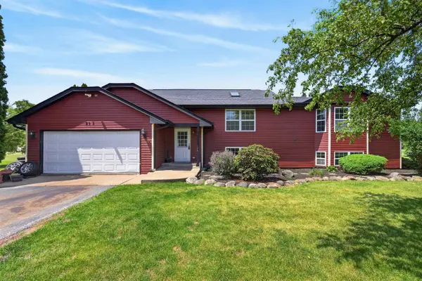 513 Pembroke SW Road, POPLAR GROVE, IL 61065