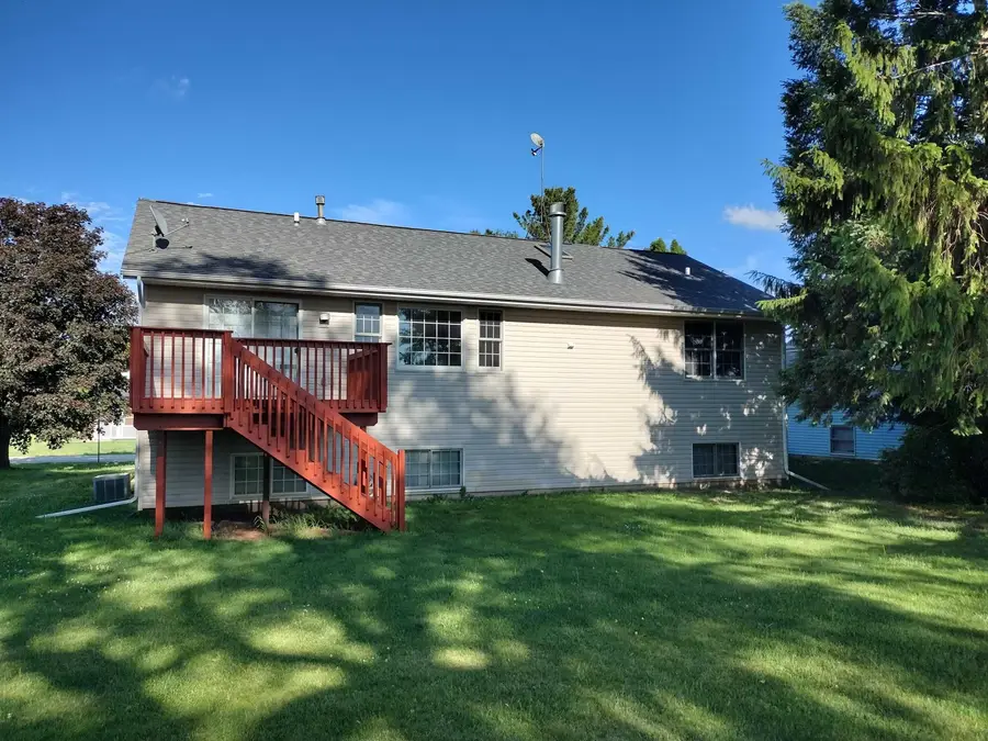 152 NW Columbia Street, Poplar Grove, IL 61065 - #3