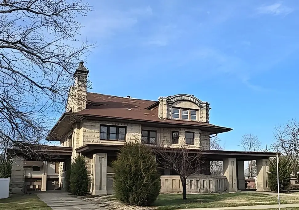 836 W Stephenson Street, Freeport, IL 61032 - #1