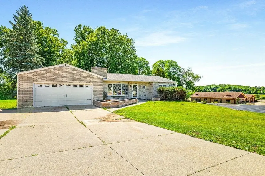 2057 IL RTE 26 N, Freeport, IL 61032 - #2