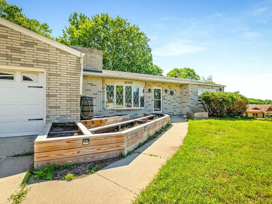 2057 IL RTE 26 N, Freeport, IL 61032 - #3