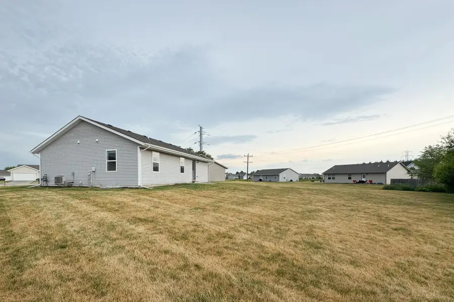 1045 Law Circle, Belvidere, IL 61008 - #2
