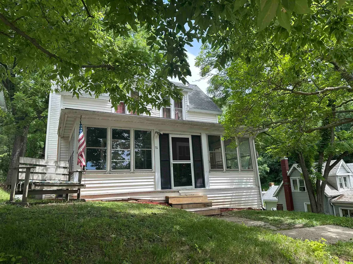 14 HILL Street, Savanna, IL 61074 - #1