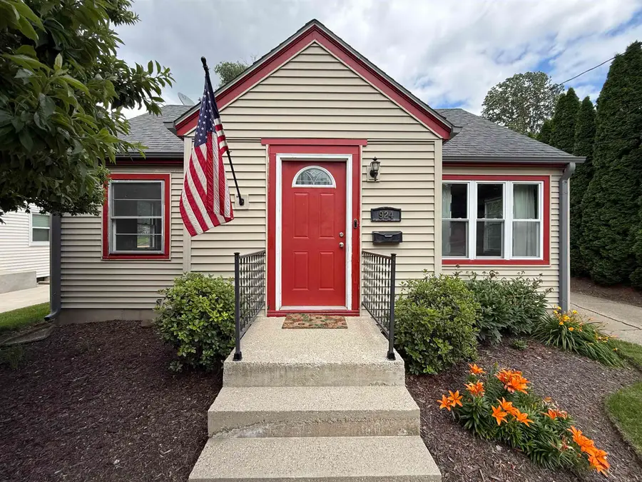 924 Peter Avenue, Rockford, IL 61108 - #2