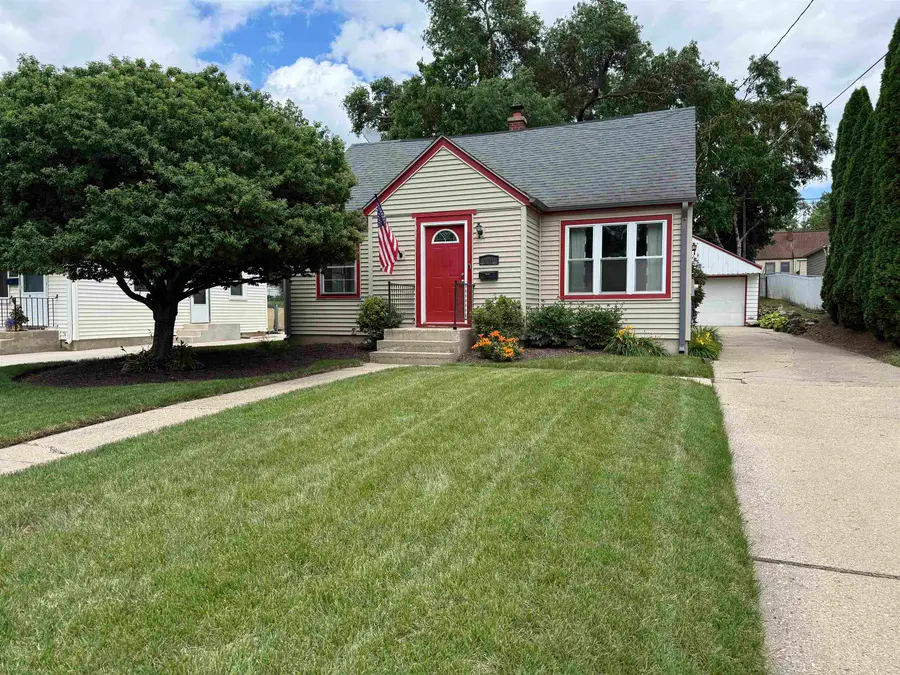 924 Peter Avenue, Rockford, IL 61108 - #3