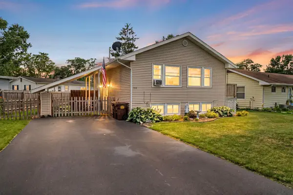 914 N Crestview Trail, BYRON, IL 61010