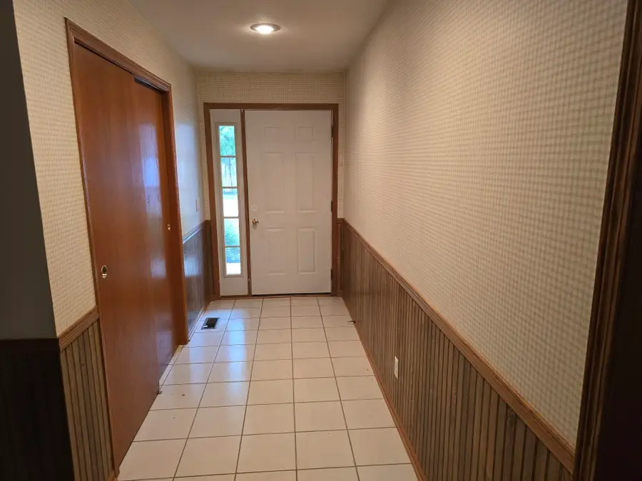 4150 RIVERWOOD Drive, Loves Park, IL 61111 - #2