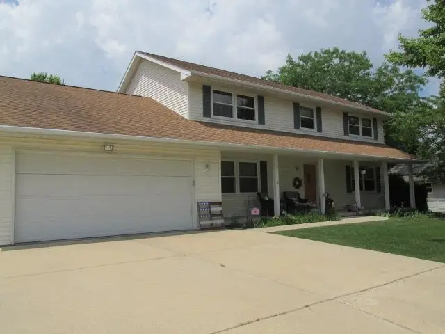 1052 Burke Drive, Freeport, IL 61032 - #1