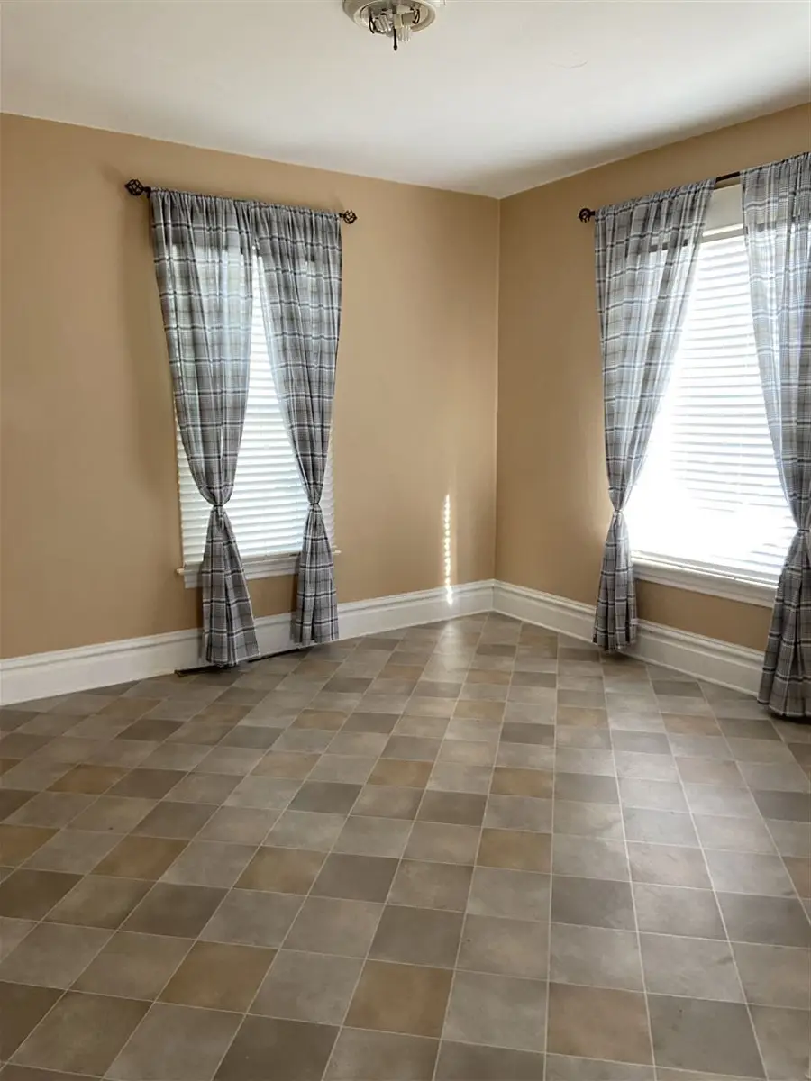 1533 Parmele Street, Rockford, IL 61104 - #3