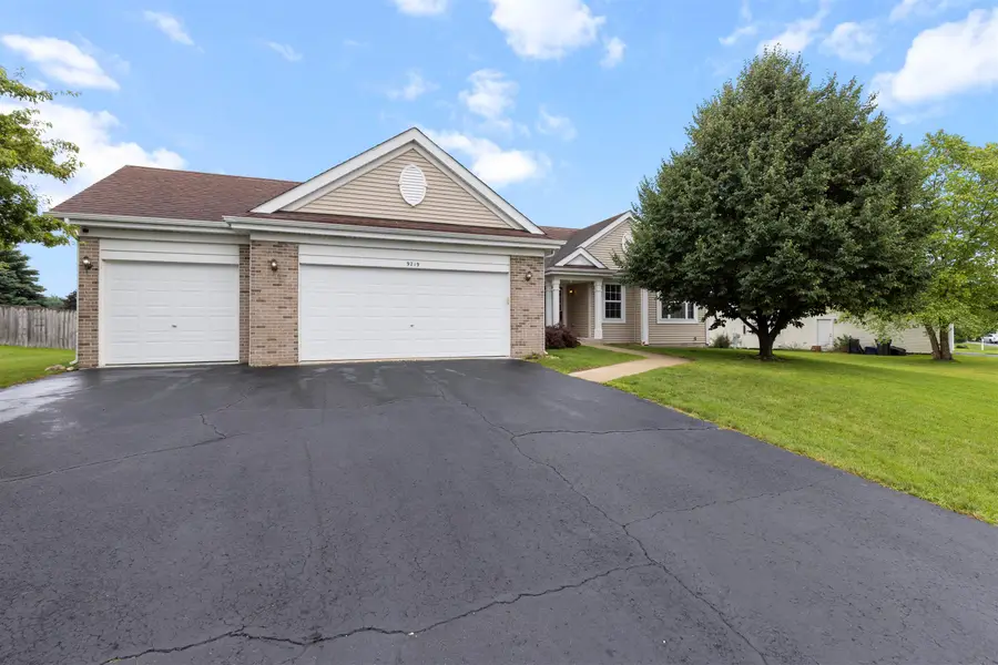 9219 CORRIEDALE RUN, Roscoe, IL 61073 - #2