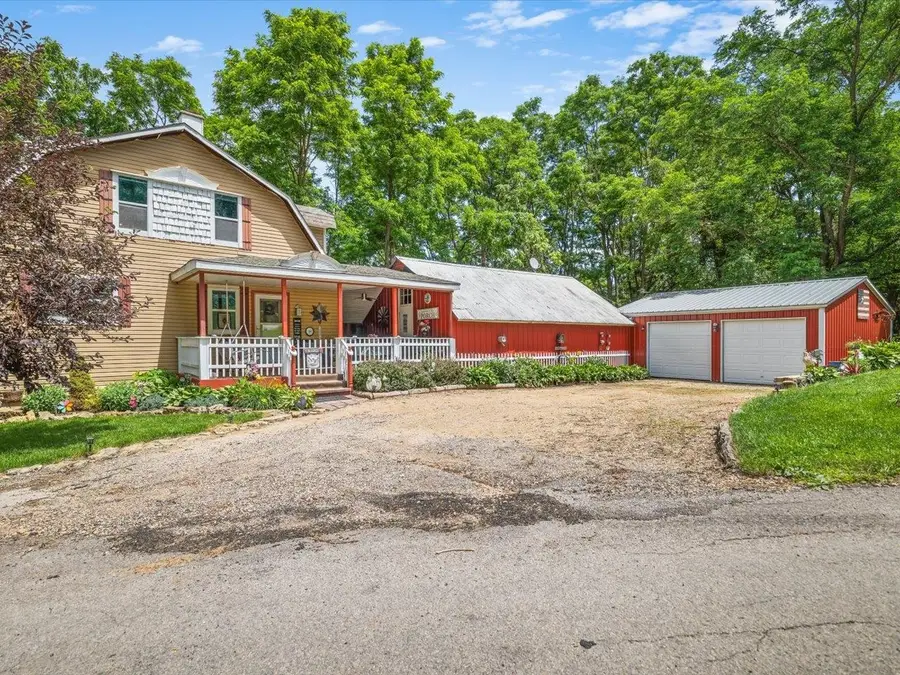 3503 Ebys Mill Road, Elizabeth, IL 61028 - #2