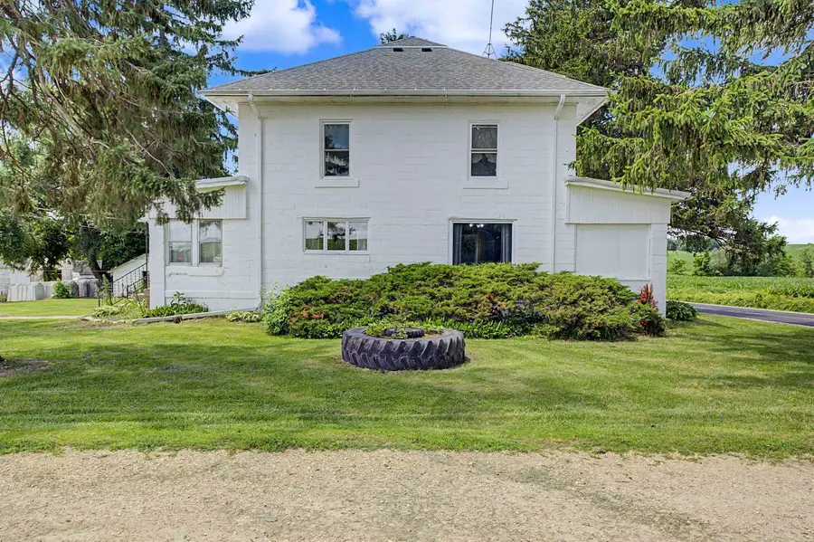 3139 E McConnell Road, Dakota, IL 61018 - #3