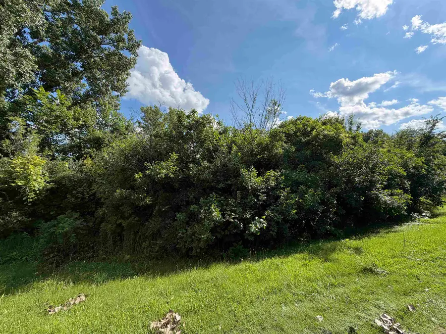 101 Cuyahoga Drive, Dixon, IL 61021 - #3