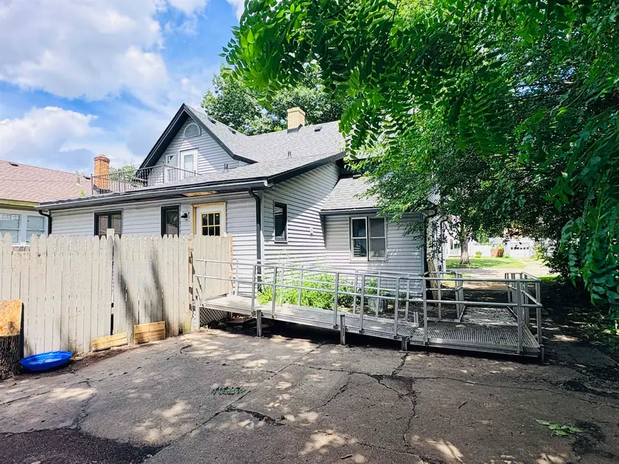 1712 Carney Avenue, Rockford, IL 61103 - #3
