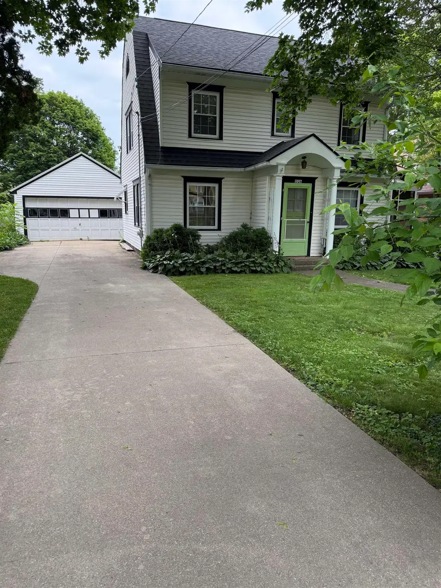 1526 W Lincoln Boulevard, Freeport, IL 61032 - #2