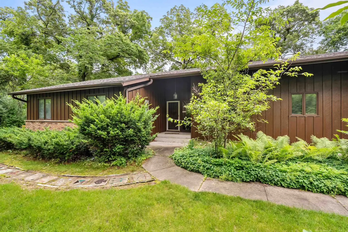 7762 SINGING BIRD Circle, Roscoe, IL 61073 - #1
