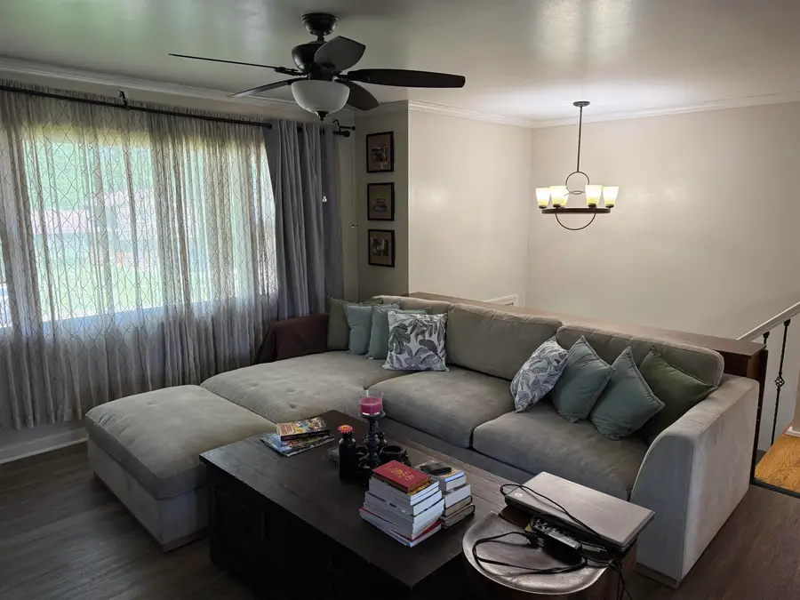 2015 W Revere Street, Freeport, IL 61032 - #3