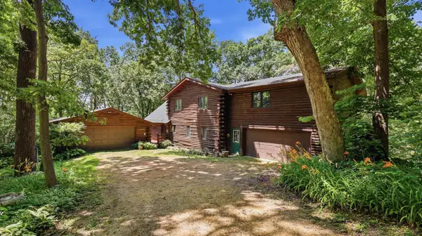 8790 S Gamble Hill Road, HANOVER, IL 61041