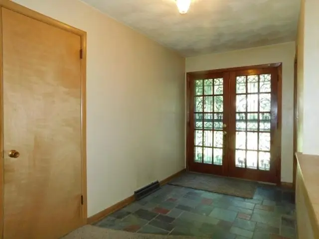 507 Fairview Boulevard, Rockford, IL 61107 - #2