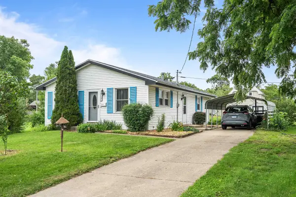 121 GOODHUE Street, SOUTH BELOIT, IL 61080