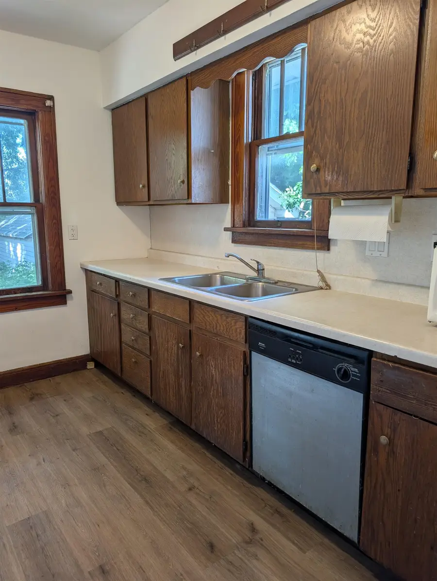 814 W Hamilton Street, Freeport, IL 61032 - #3