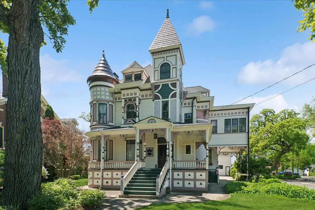 214 S State Street, Elgin, IL 60123 - #1
