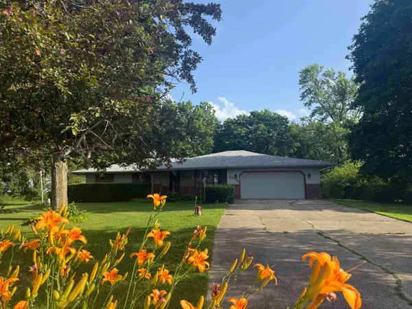 4975 Blackhawk Road, ROCKFORD, IL 61109