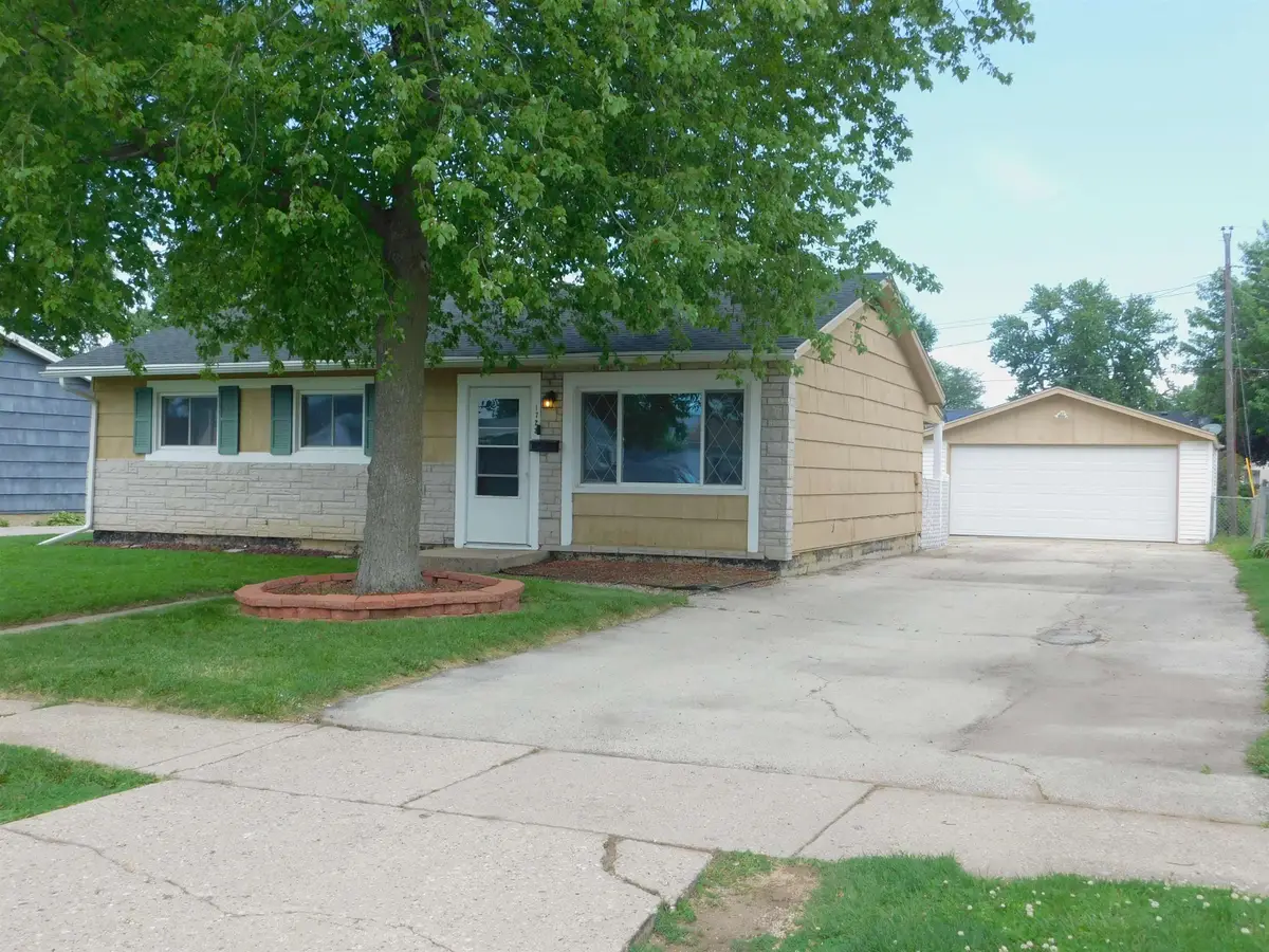 1722 Evans Avenue, Loves Park, IL 61111 - #1