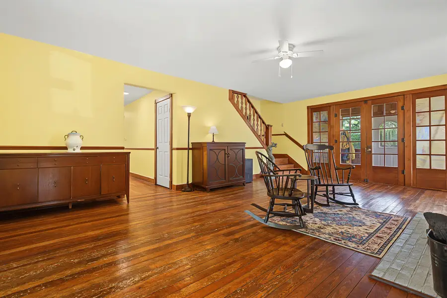 652 US Highway 20 E, Elizabeth, IL 61028 - #3